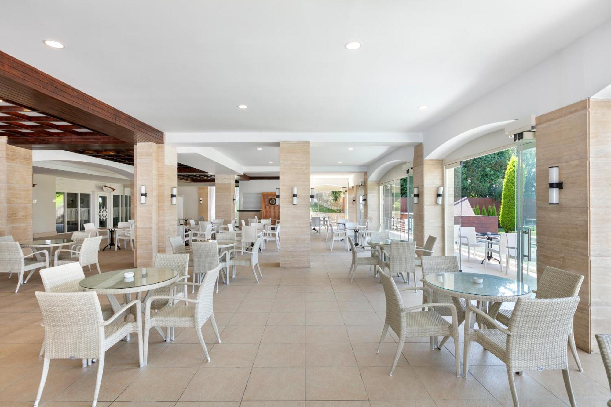 Dobedan Beach Resort Comfort "Ex Brand Alva Donna Beach Resort Comfort" Side Exterior photo